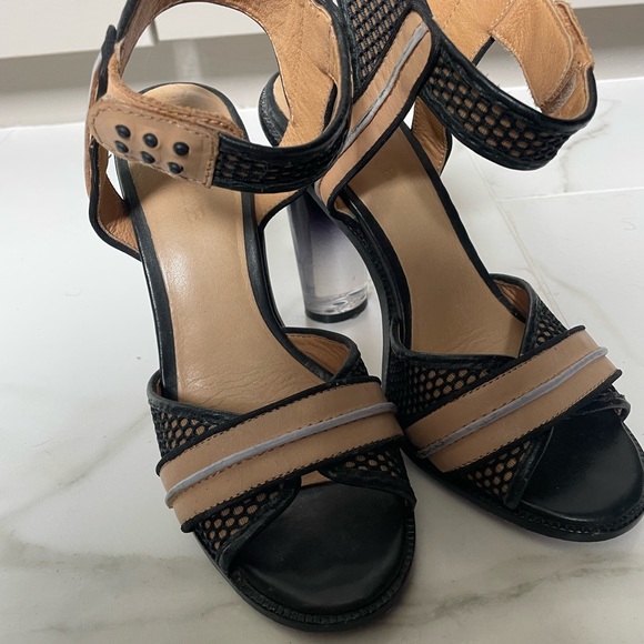 L.A.M.B. Carter Sandals Lucite Clear Heels Sand/ Black Leather - Picture 2 of 3